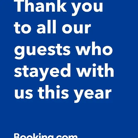 Sarah's - 5 Min Walk To Beaches & Boulevard - Big Balcony! Saranda