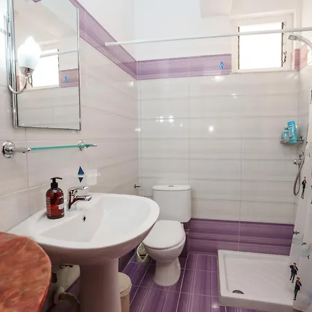 アパート Sarah's - 5 Min Walk To Beaches & Boulevard - Big Balcony! Sarandë