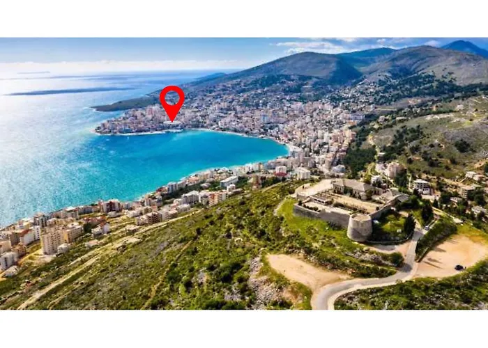 Sarah's - 5 Min Walk To Beaches & Boulevard - Big Balcony! 아파트 *