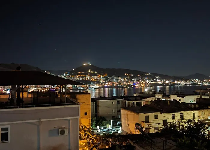 公寓 Sarah's - 5 Min Walk To Beaches & Boulevard - Big Balcony! *